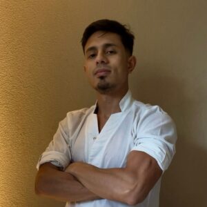 WhatsApp Image 2025-12-16 at 20.55.03